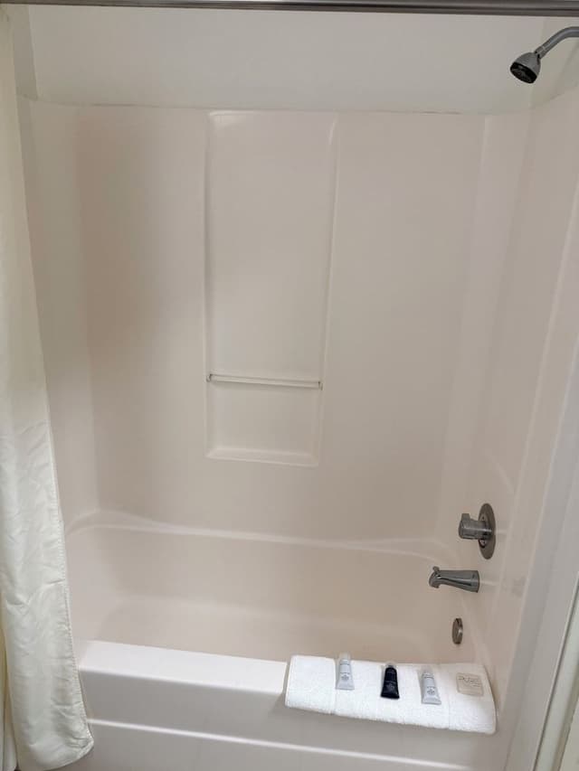 2 Queen Beds with Sofa/Kitchenette Non-Smoking