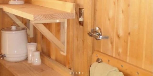 Room (Cottonwood room)