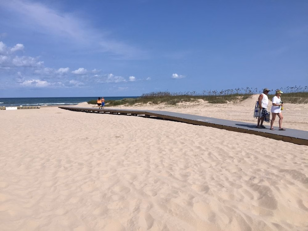 Isla Grand Beach Resort2