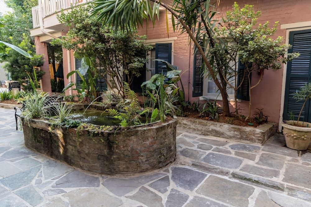 Lamothe House2