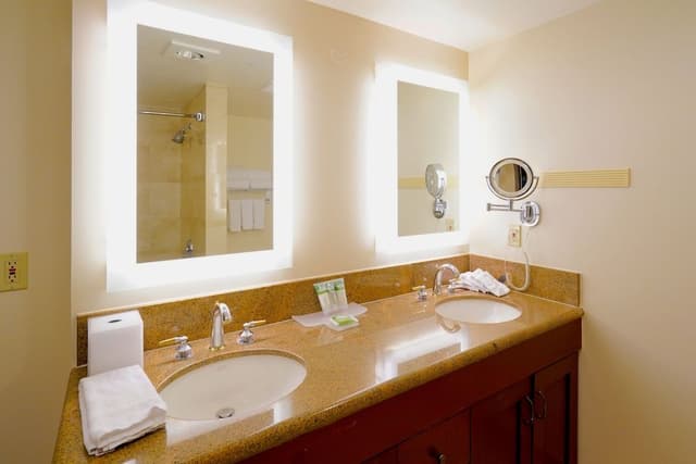 Penthouse, 2 Bedrooms, 3 Bathrooms, Kitchen