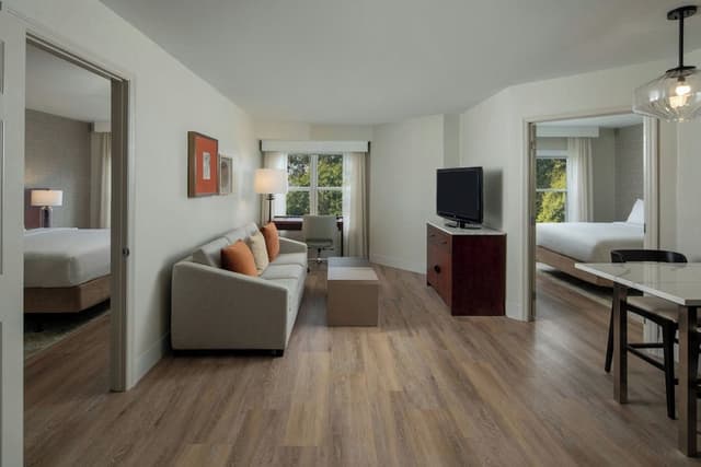 Suite, 2 Bedrooms