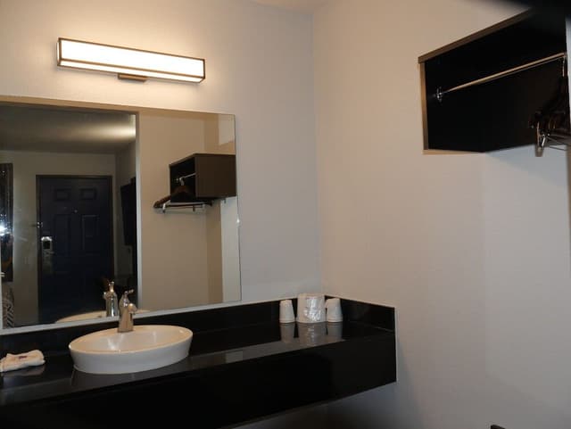 Deluxe Room, 2 Double Beds, Non Smoking, Refrigerator & Microwave