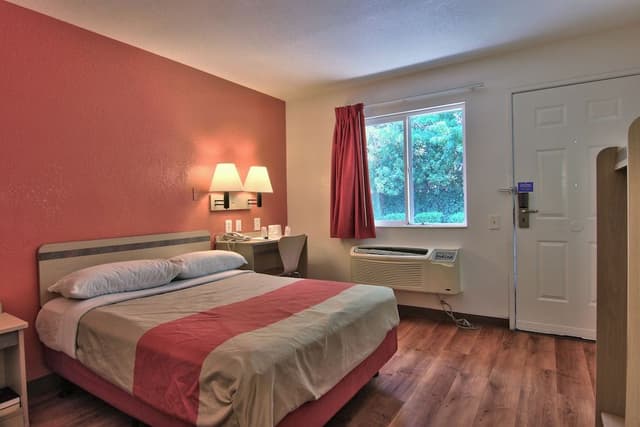 Deluxe Room, 1 Double Bed, Accessible, Non Smoking