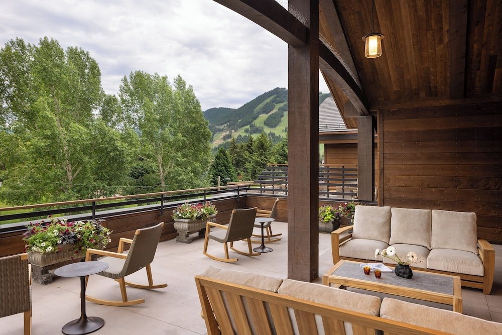 Rusty Parrot Lodge and Spa2