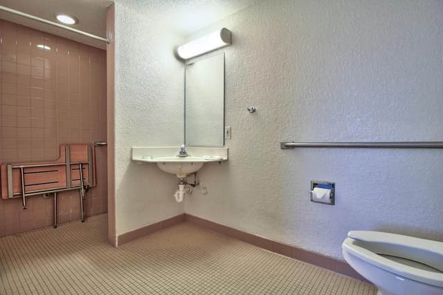 Deluxe Room, 1 Queen Bed, Non Smoking