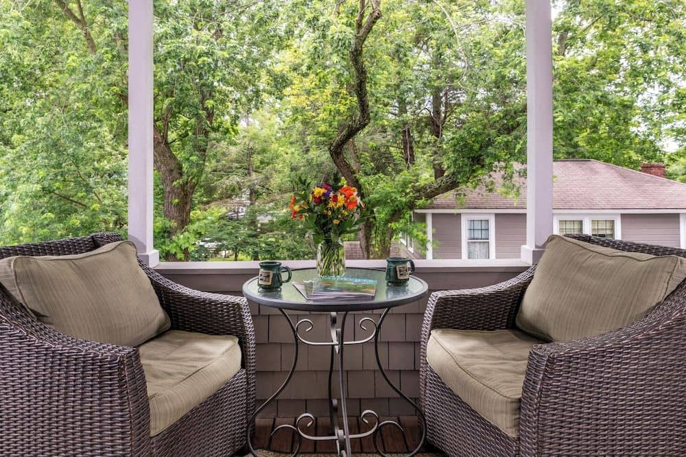 Abbington Green Bed & Breakfast Inn Abbington Green Bed & Breakfast Inn