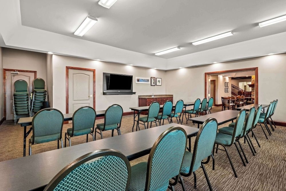 Country Inn & Suites By Carlson, Red Wing, MN2