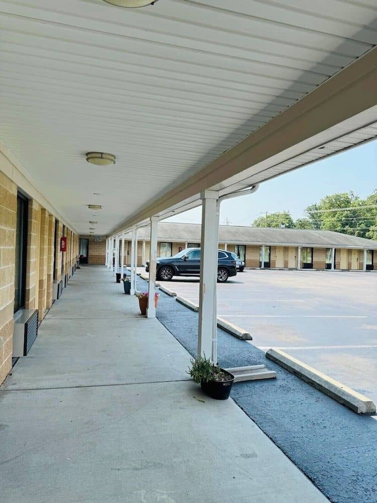 Executive Inn and Suites Executive Inn and Suites