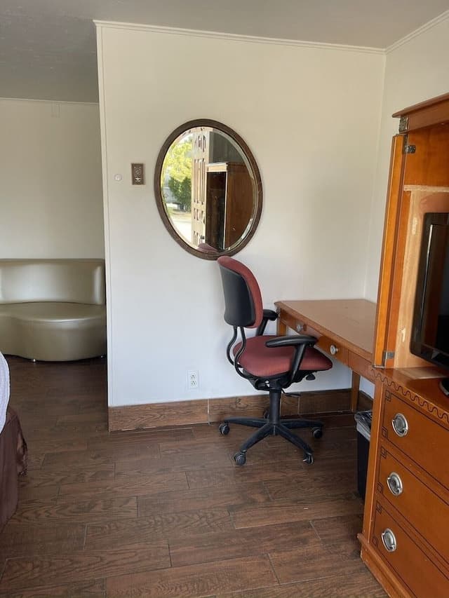 Standard Room, 1 King Bed