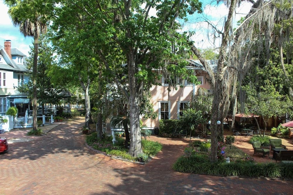 Sweetwater Branch Inn2