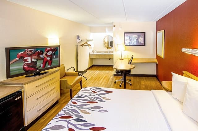 Superior Room, 1 King Bed (Smoke Free)