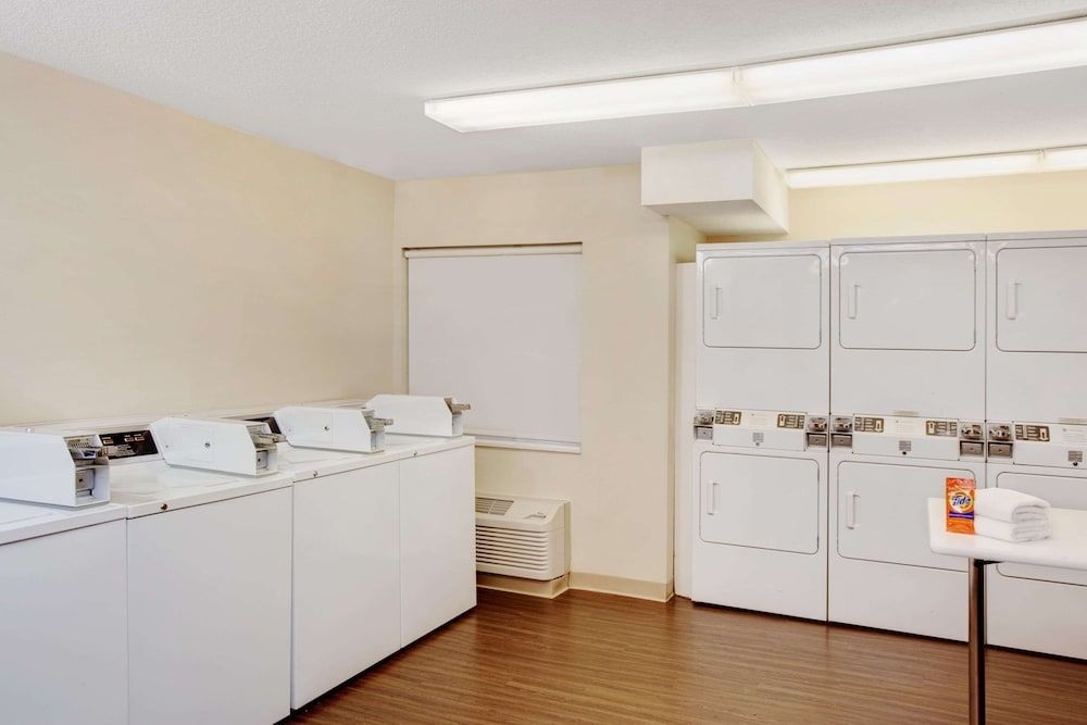 Hawthorn Suites By Wy Chicago Schaumburg4