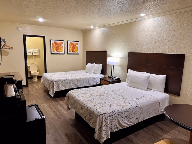 Standard Room, 2 Double Beds, Smoking