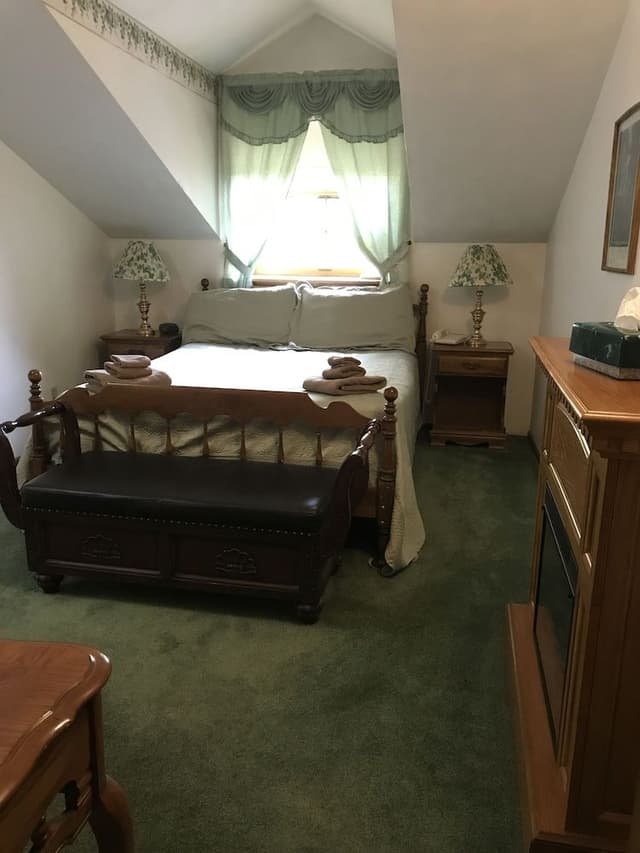 Room (Deluxe queen room)