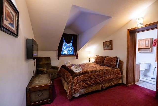 Room (Deluxe queen room)