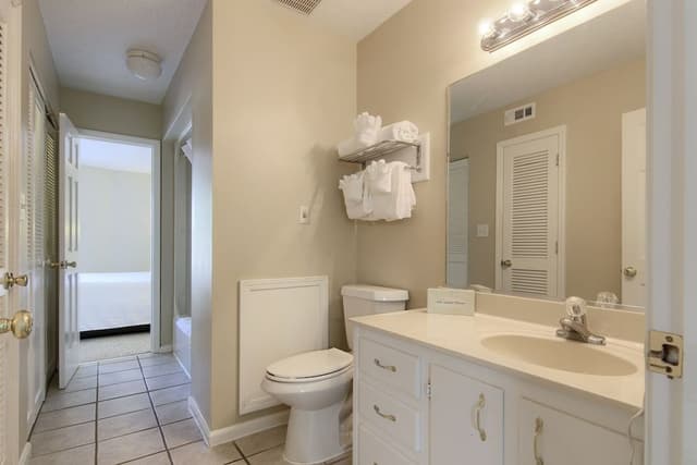Condo, 3 Bedrooms