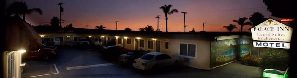 Palace Inn Oxnard1