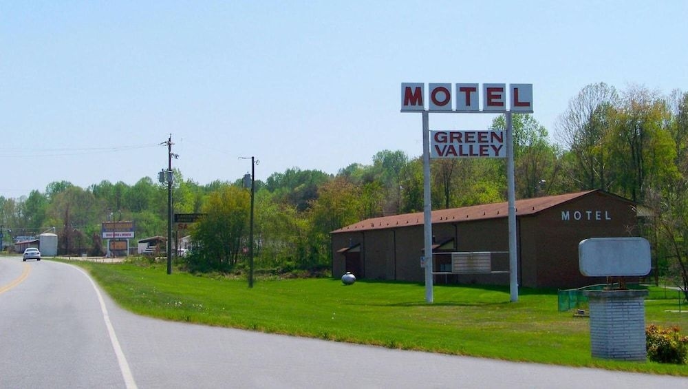 Green Valley Motel0