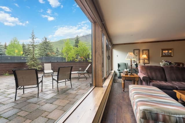 Luxury Condo, 2 Bedrooms