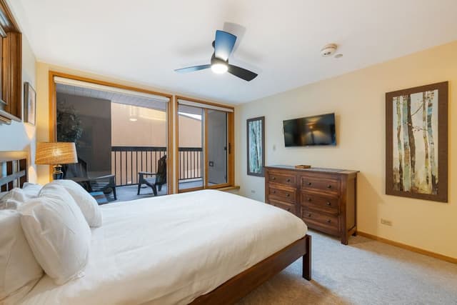 Deluxe Condo, 2 Bedrooms