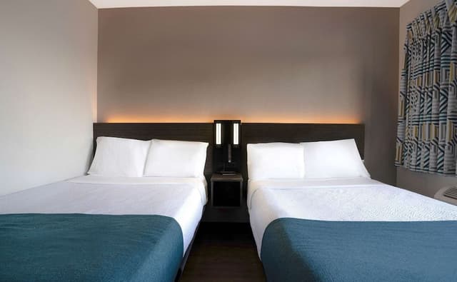Deluxe Room, 2 Double Beds, Non Smoking, Refrigerator & Microwave