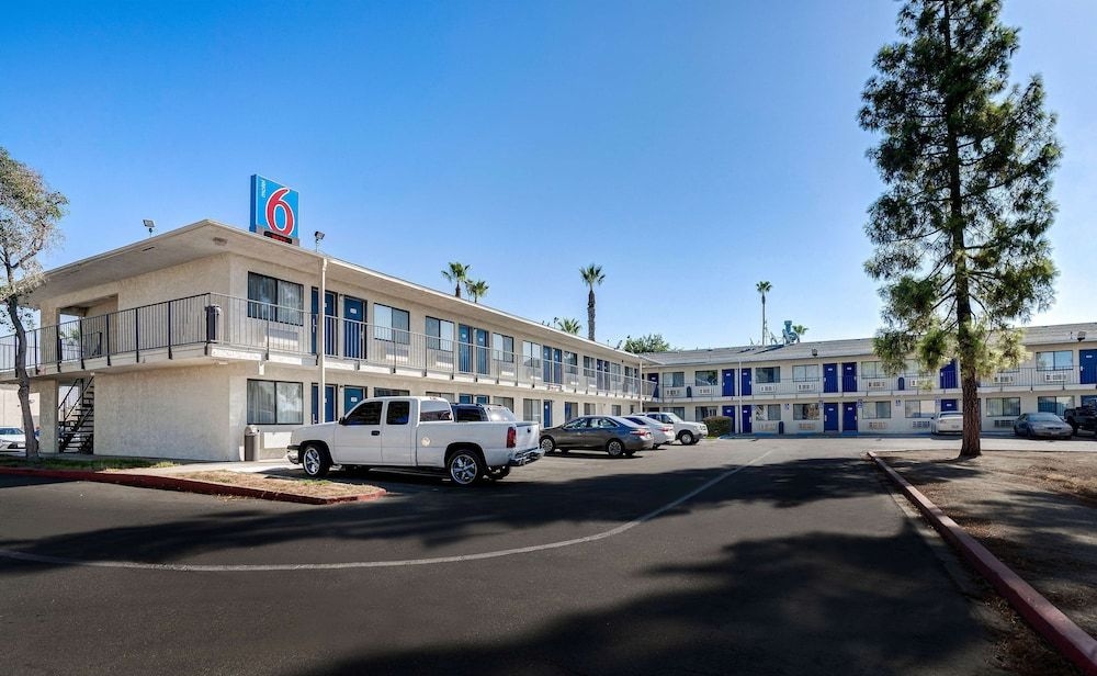 Motel 6 Bakersfield South0