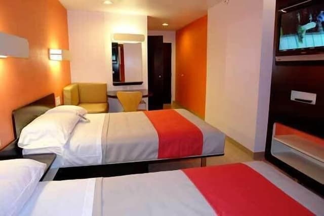 Standard Room, 2 Queen Beds, Smoking