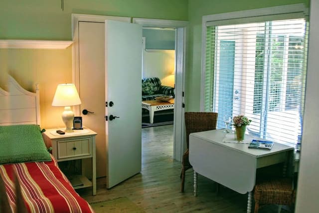 French Country - 2 Bedroom 1 King Bed and 1 Queen Bed