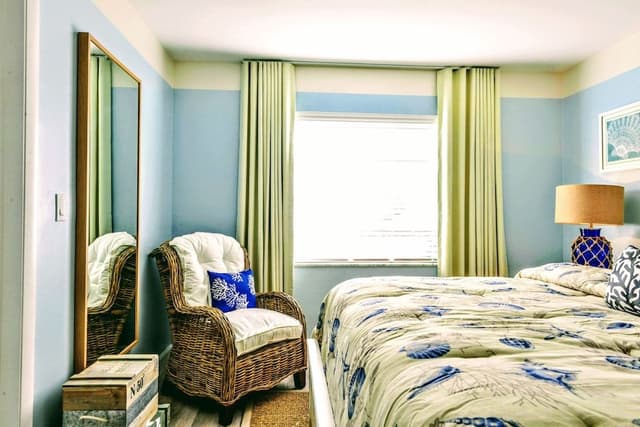Capri - 1 Bedroom 1 King Bed