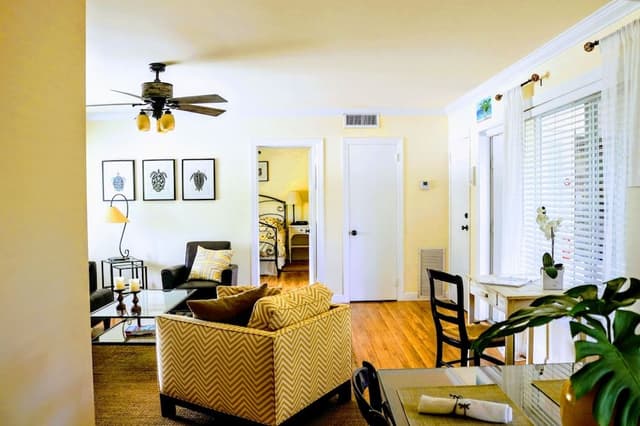 Island Delight - 2 Bedrooms 2 King Beds