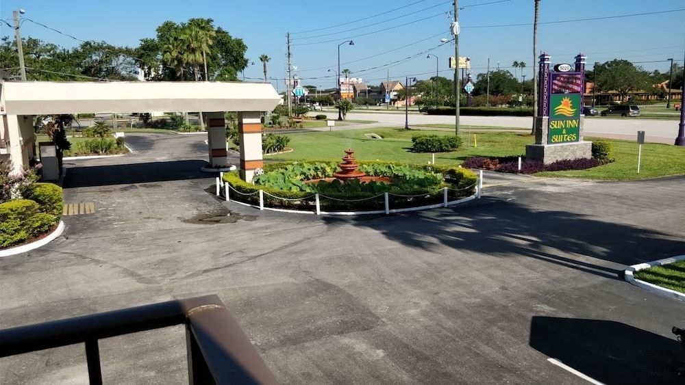 SUN INN SUITES0