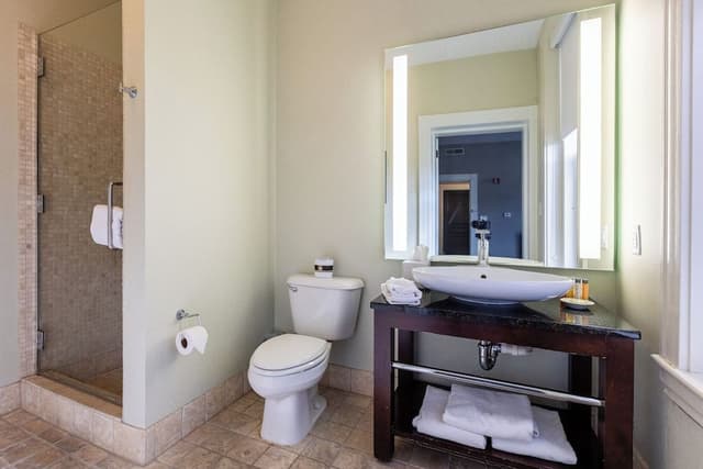 Superior Room, 1 Queen Bed