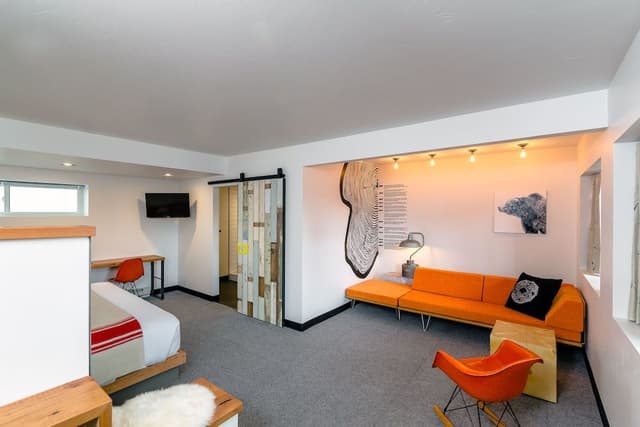 Room, 1 King Bed, Accessible (Accessible Grand Avenue King)