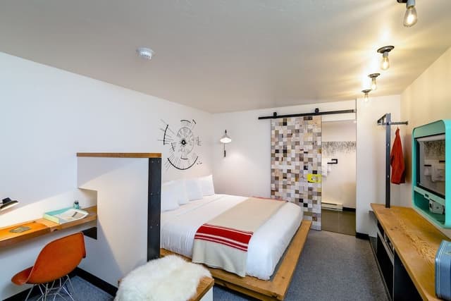Standard Room, 1 King Bed (LARK King)
