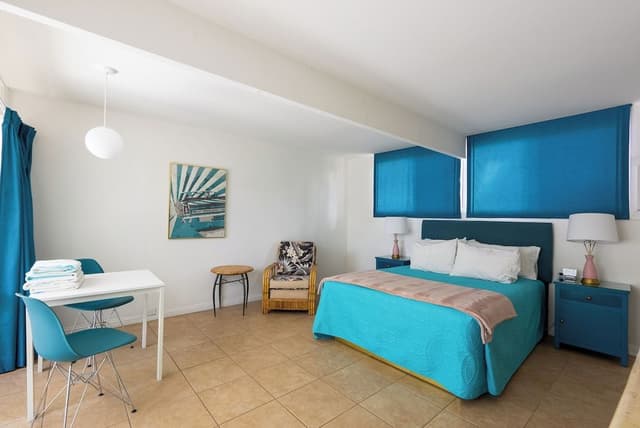 Studio, 1 Queen Bed