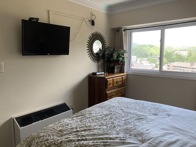 Condo, 2 Bedrooms (712)