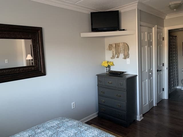Condo, 2 Bedrooms (512)