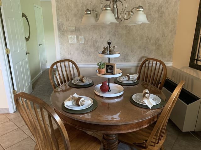 Condo, 2 Bedrooms (712)