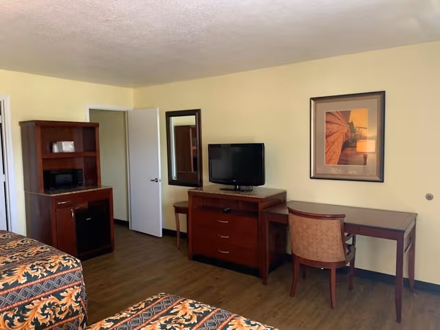 Deluxe Room, 2 Queen Beds