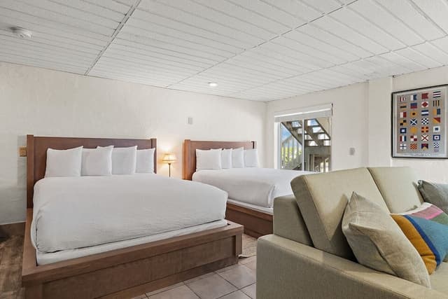 Suite, 1 Bedroom, Kitchen, Sea Facing