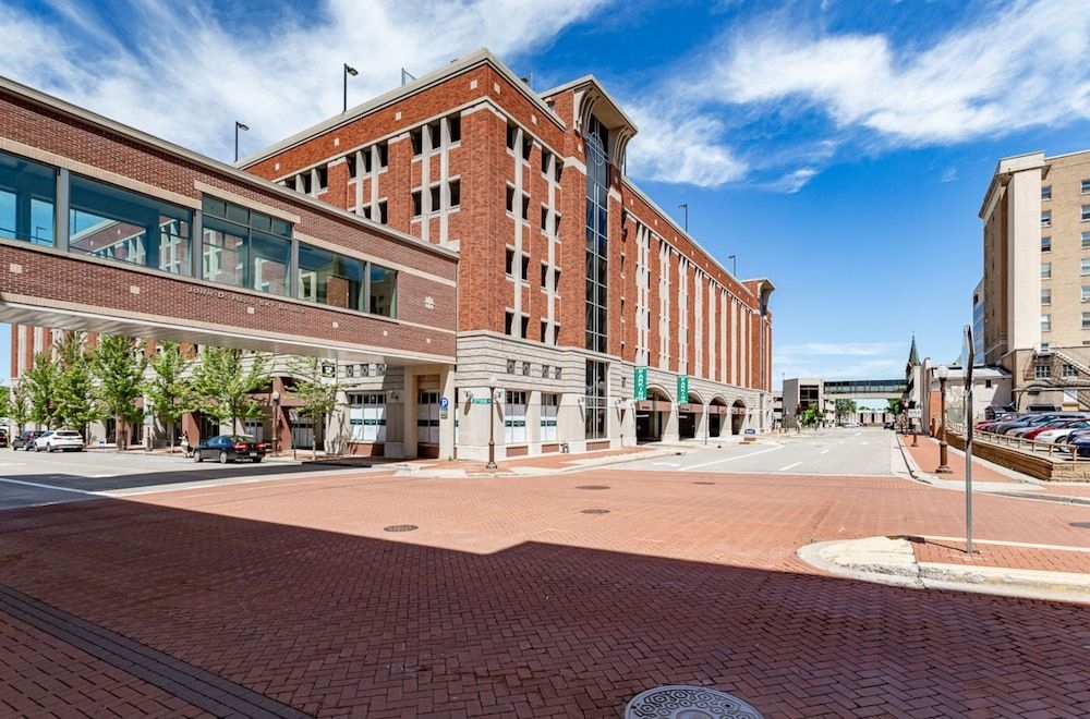 Jefferson Street Inn2