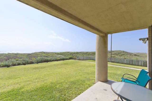 Condo, 3 Bedrooms, Beach View, Ground Floor (#5)