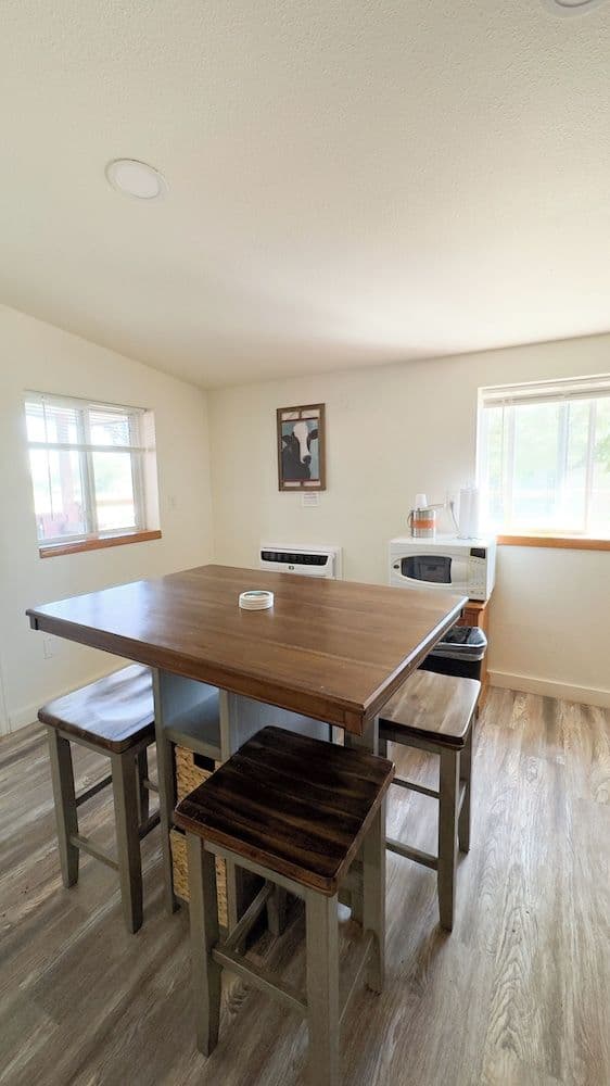Studio Suite, 2 Queen Beds, Kitchen, River View