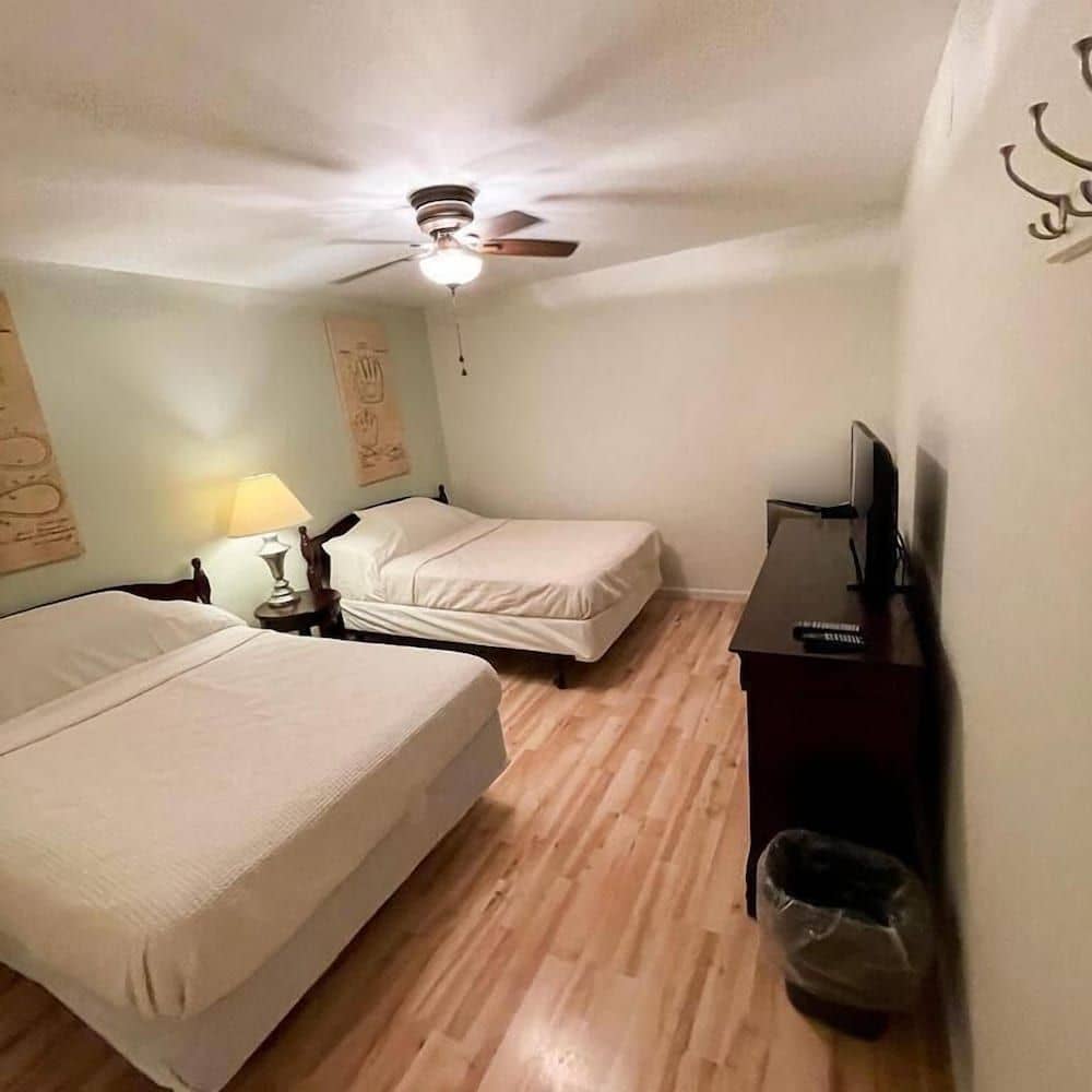 Baseball Town Motel Baseball Town Motel