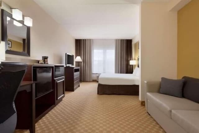 Studio Suite, 1 King Bed, Non Smoking, Jetted Tub