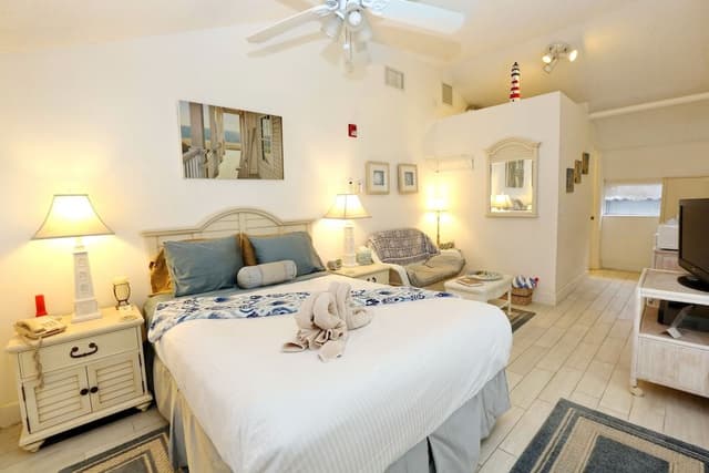 Lighthouse Room (Cottage Building)
