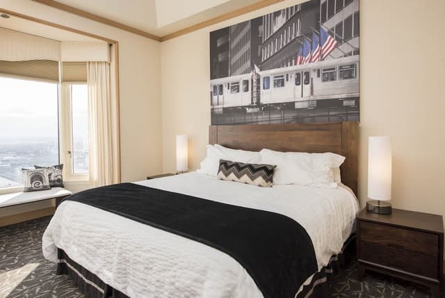 Deluxe Room, 1 King Bed