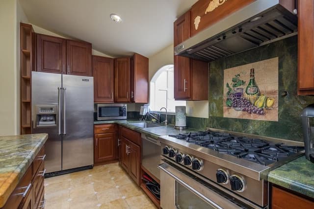King Suite with Full Kitchen