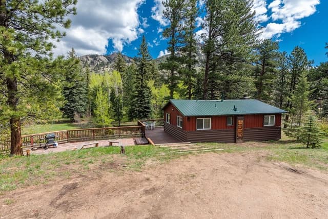 Riverview Cabin